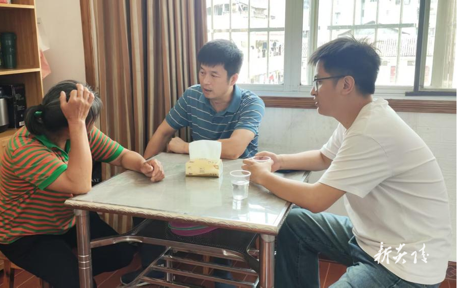 船形乡：扶危济困暖人心 真情走访解民忧