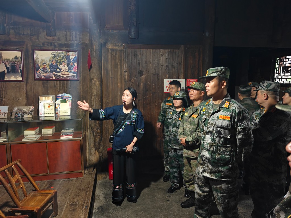 千里驰骋    常备不懈 ——株洲市国防动员机动指挥信息系统跨区拉练