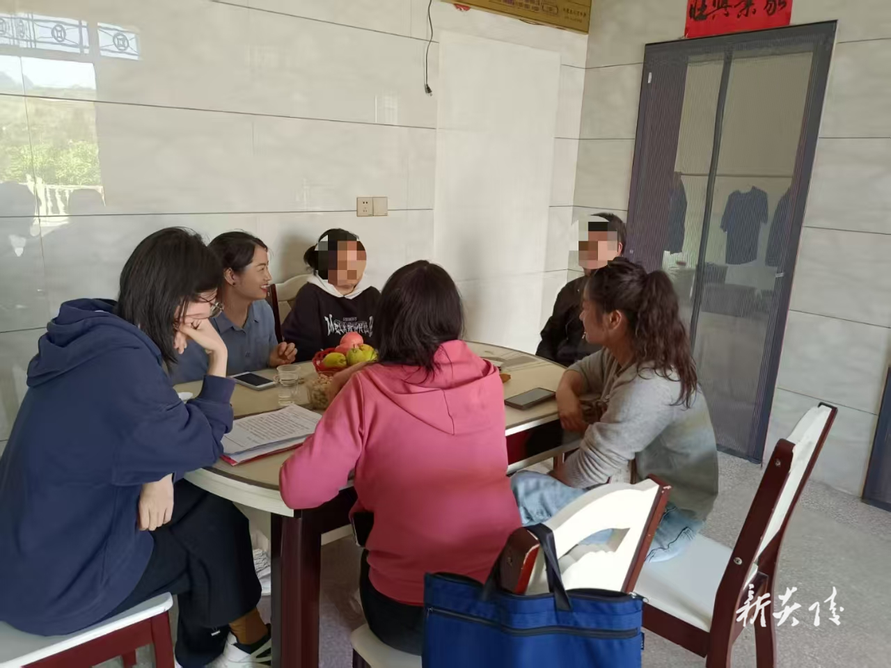 霞阳镇：精准落实低保政策 夯实民生保障