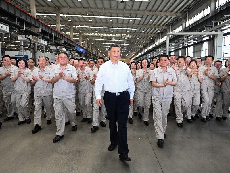 习近平在河南考察时强调：坚定信心推动高质量发展高效能治理 奋力谱写中原大地推进中国式现代化新篇章