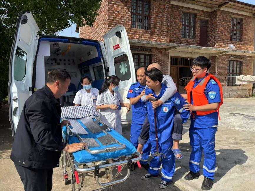 联星街道：开展防洪演练 筑牢安全防线