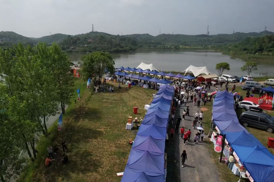 市供销社联展五一供销集市