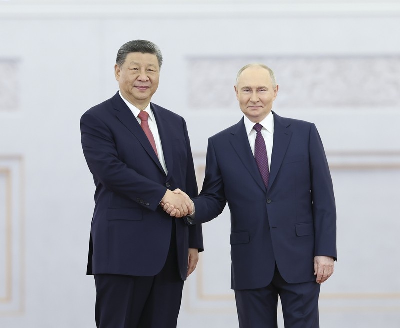 习近平同俄罗斯总统普京会谈