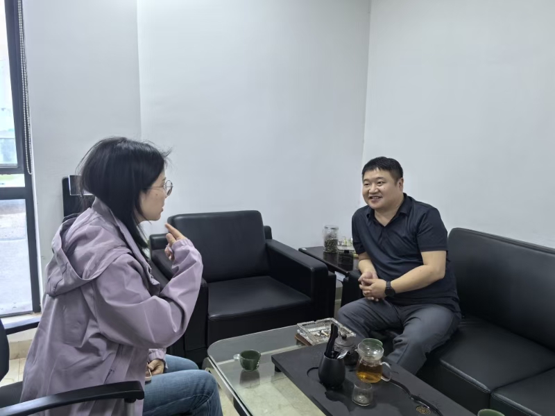 芦淞区文旅体局走访旅行社，严明行业规范