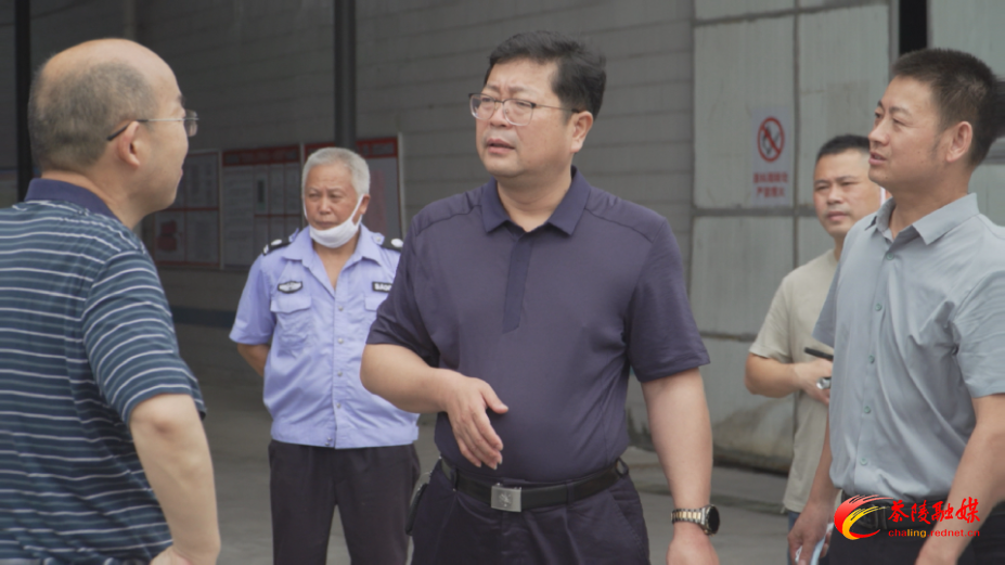 杨红兵到龙下灌区管理局调研