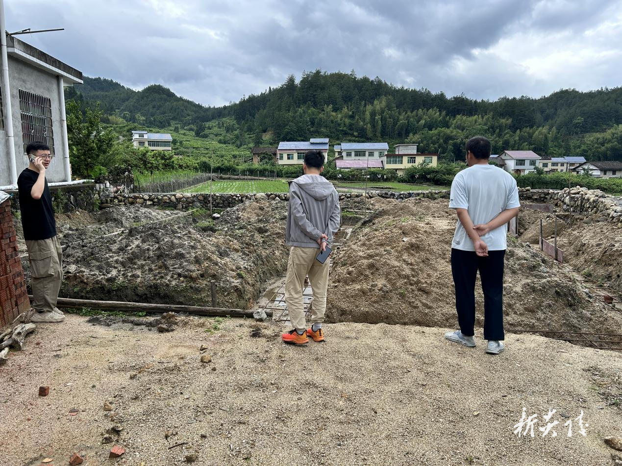 下村乡开展用地巡查 强化耕地保护政策落实