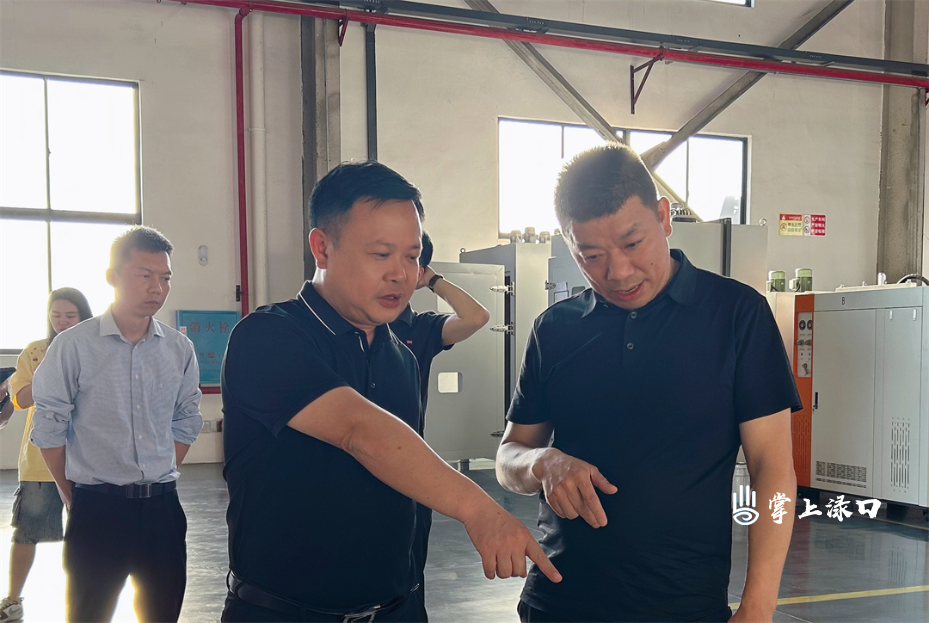 李晓彤调研四上企业培育工作