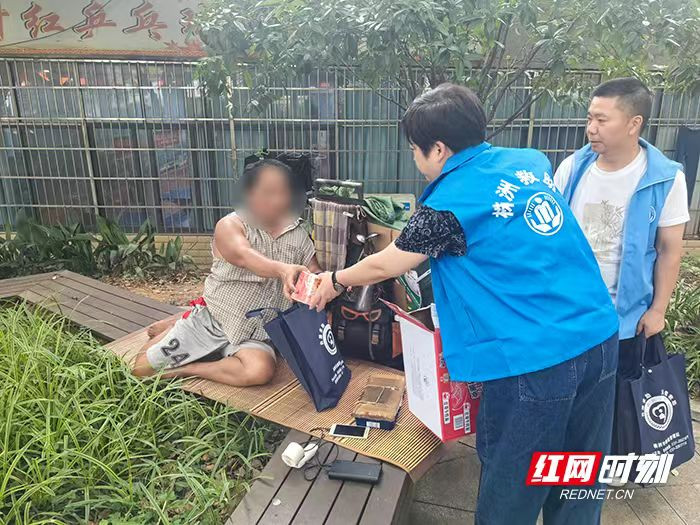 【政务公开主题日】织密救助网络 株洲市举行全国第13个救助管理机构“开放日”活动