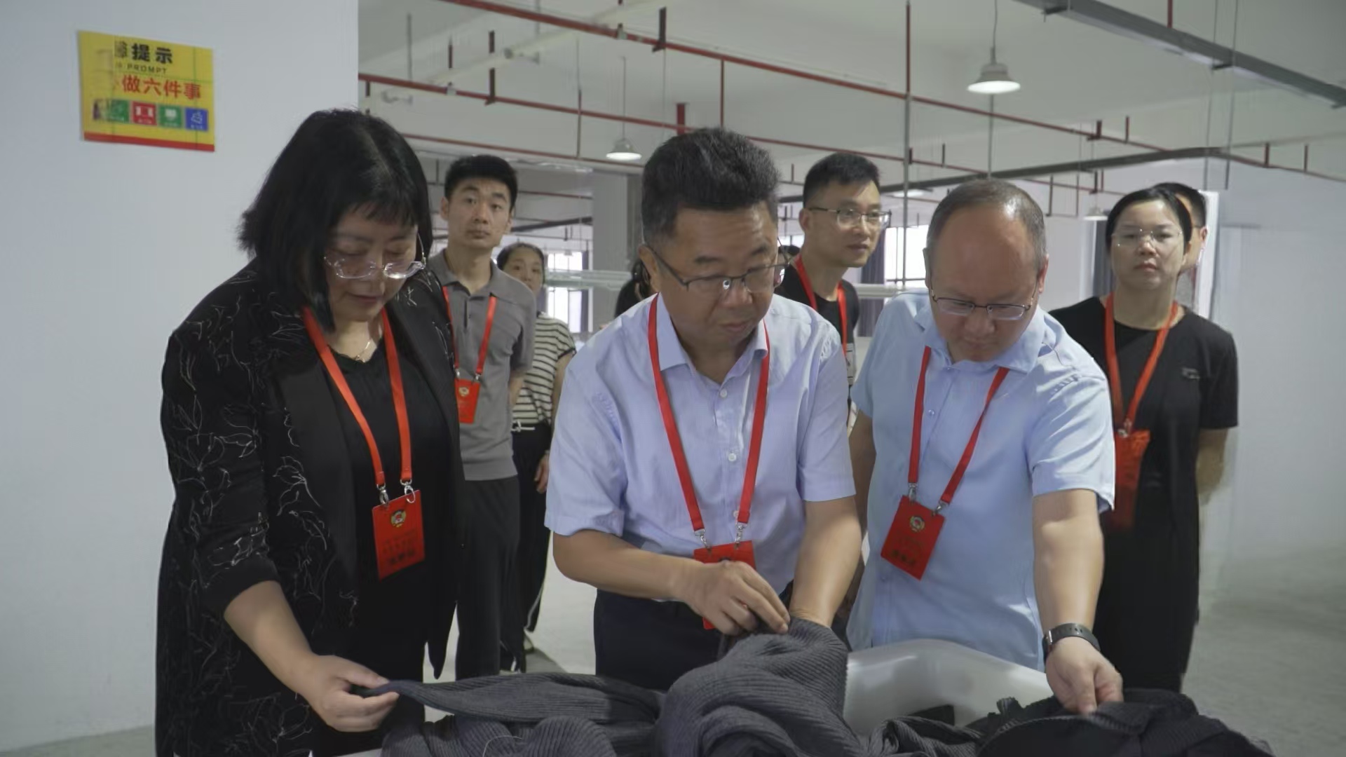 县政协召开第十届委员会第十三次常委会并开展项目建设视察