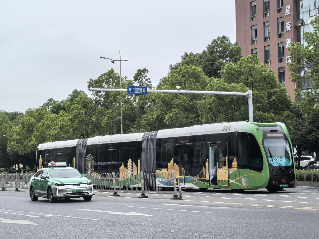 株洲市交通运输局科技活动周： 科技赋能交通，创新引领未来