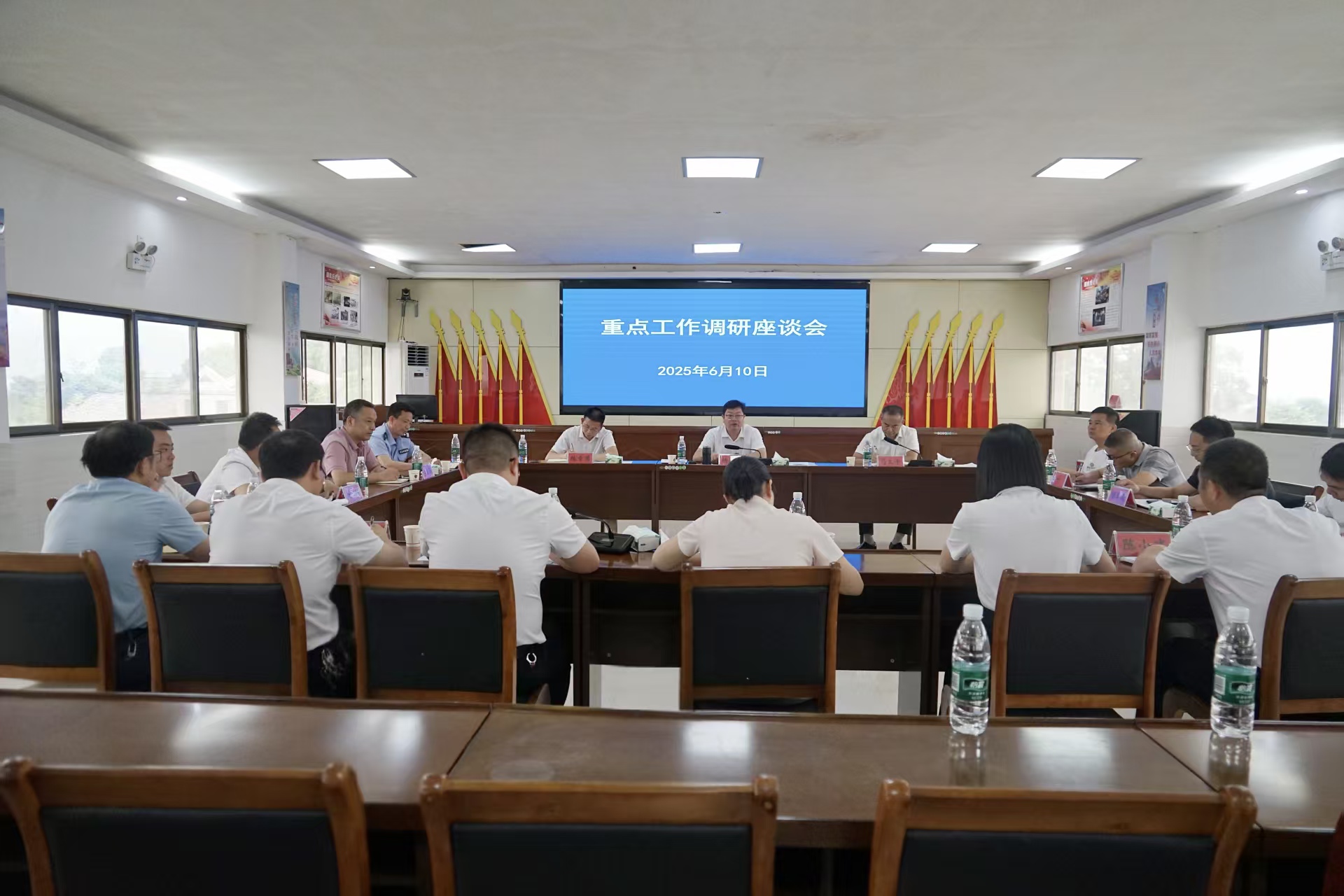 杨红兵到枣市镇调研
