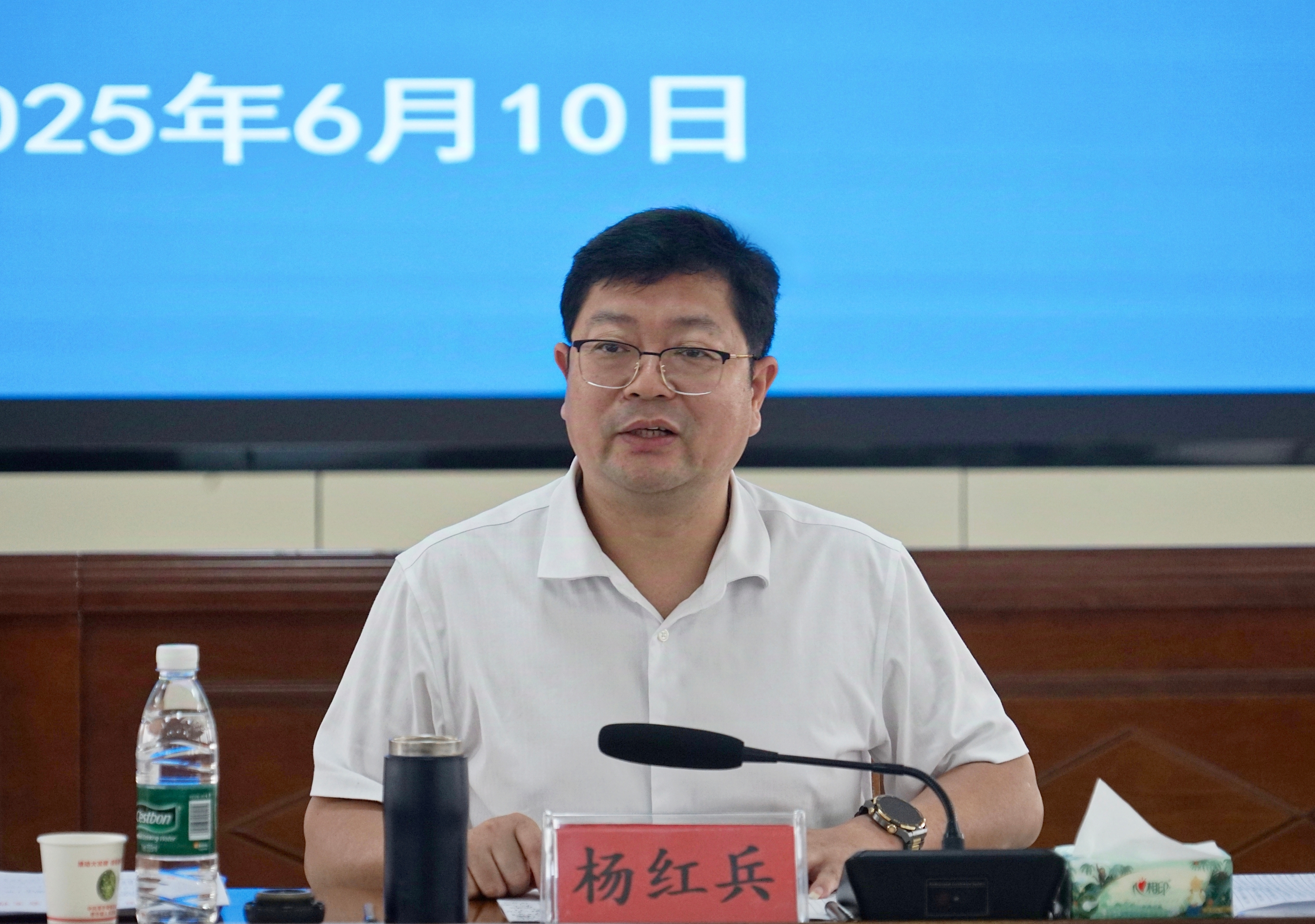 杨红兵到枣市镇调研