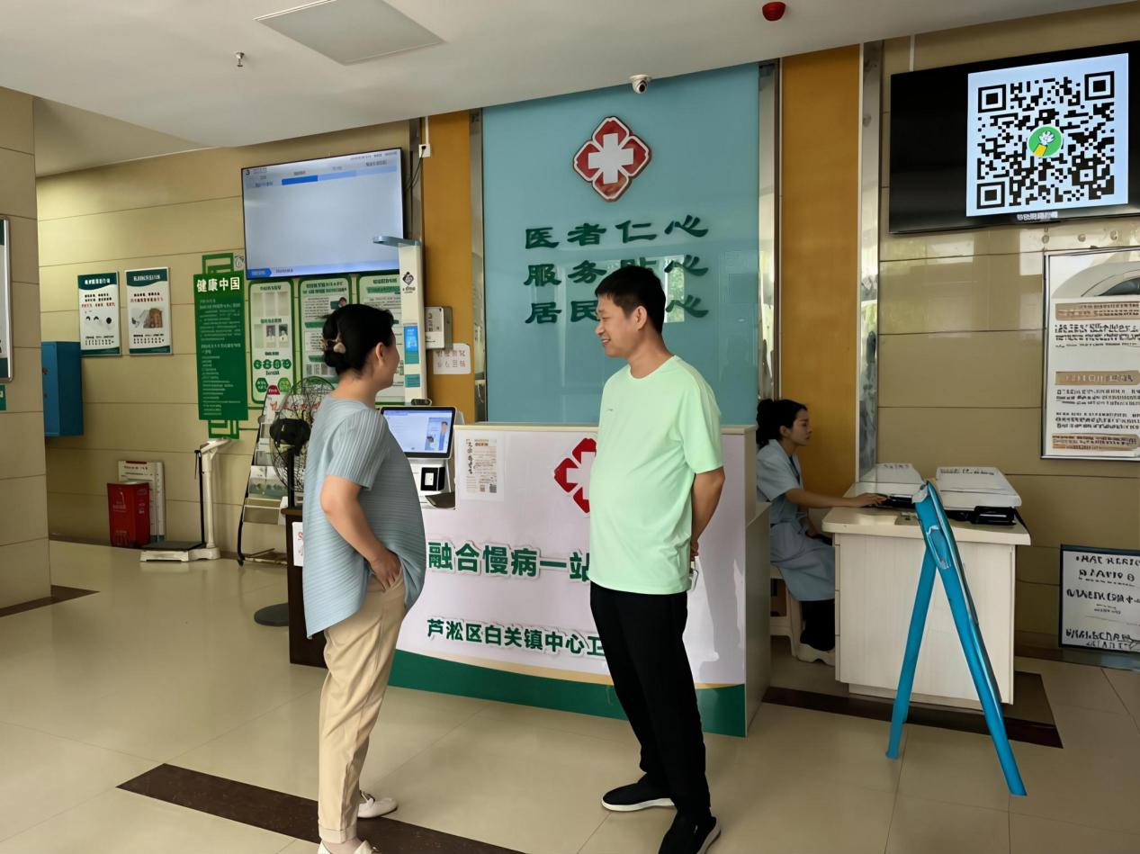 一线调研察实情  靶向服务暖民心