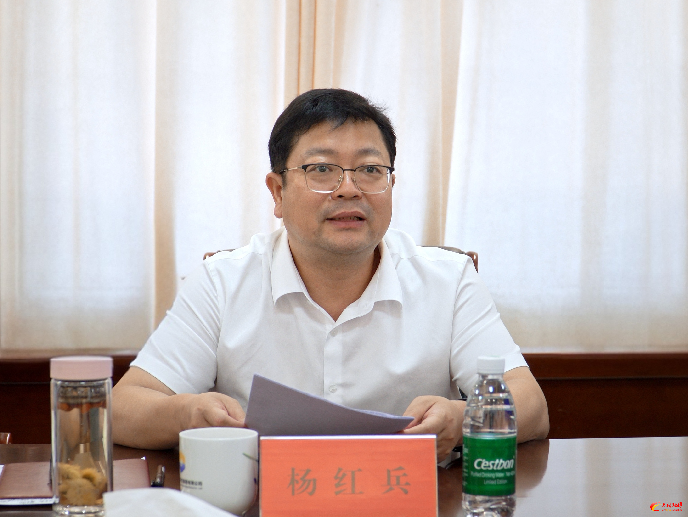 杨红兵到洣水集团开展调研座谈