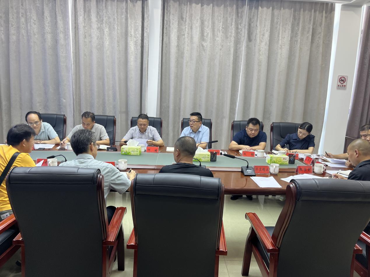 "亲商赴企"业务会 主动上门促发展