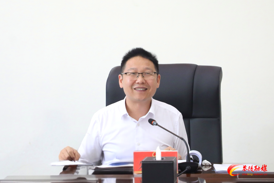 朱毅强主持召开茶陵县十八届人民政府第54次常务会议