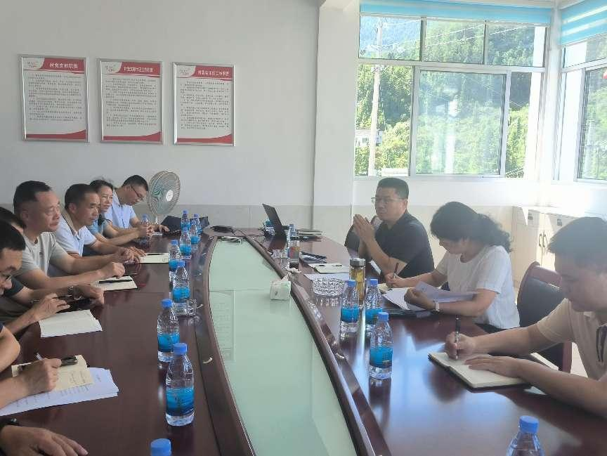 彭小中带队赴炎陵调研 “三社合一”综合改革试点工作
