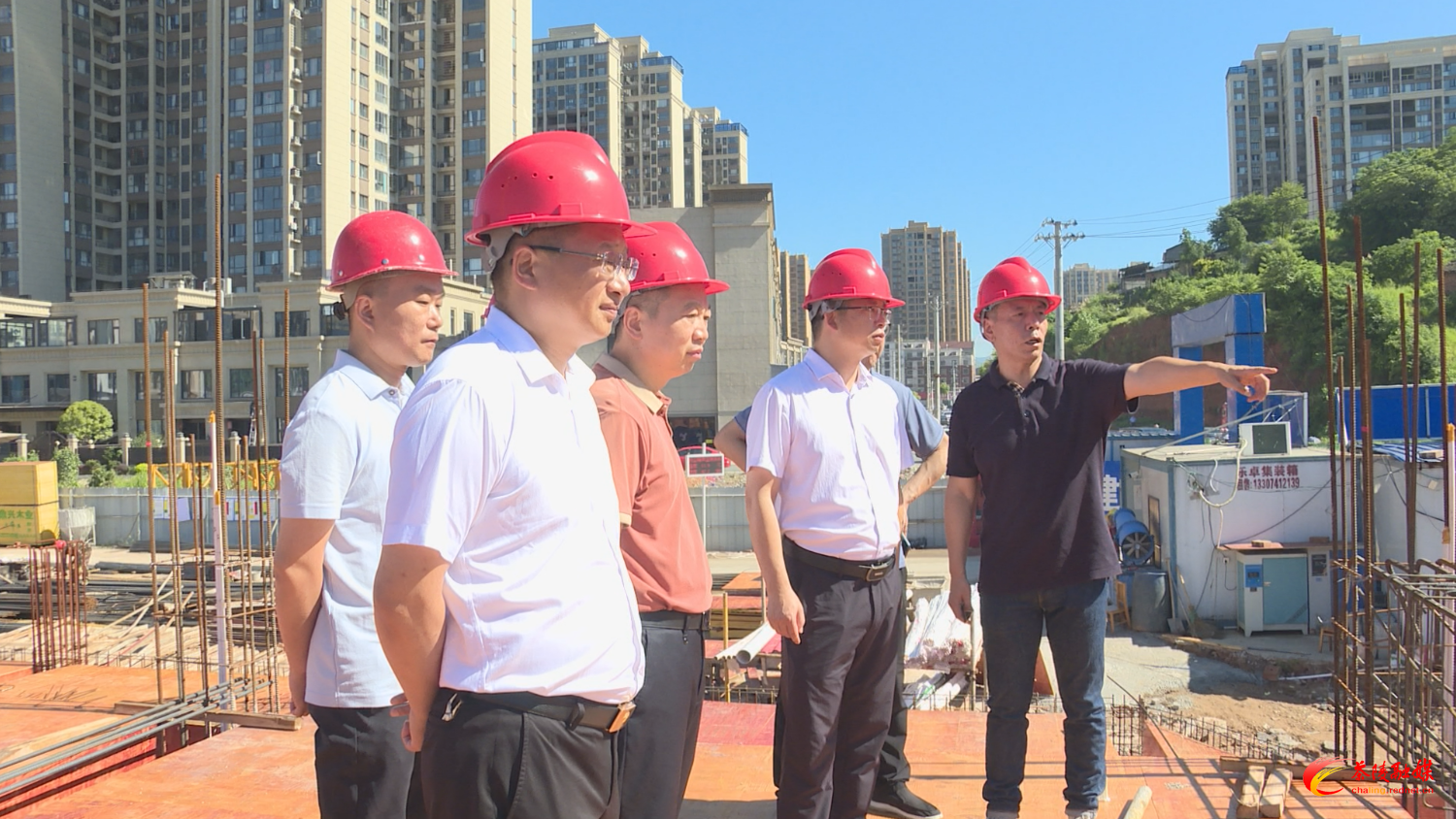 株洲市人大茶陵代表团第一小组视察调研工人文化宫建设情况