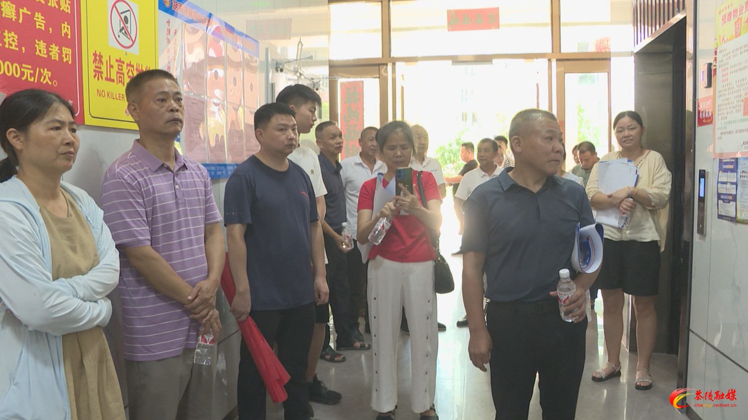 下东街道开展消防安全及反诈宣传活动