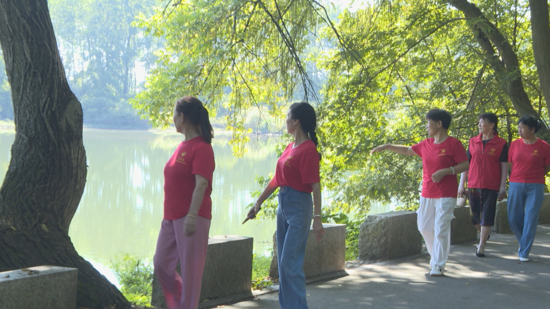 夏日防溺“进行时” 志愿巡河护安宁