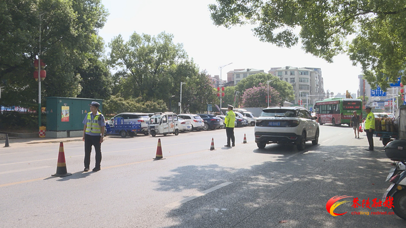【护航犀城交警在线】茶陵交警开展“两车”交通违法整治集中行动