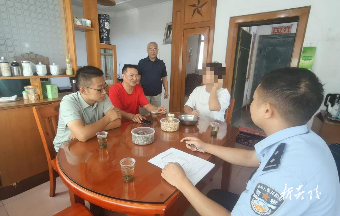 霞阳镇：严把征兵政审关 筑牢兵员质量线