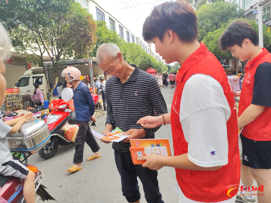 腰潞镇“送法下乡” 助力法治乡村