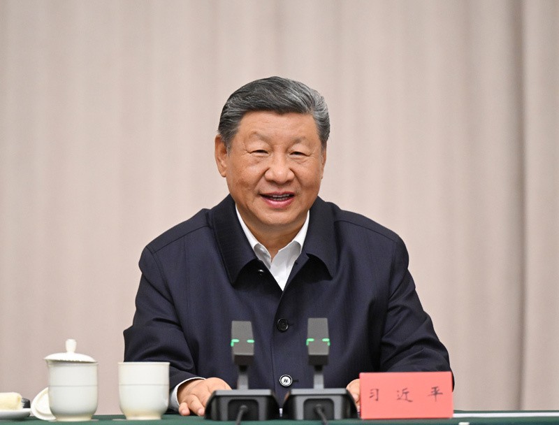 习近平在听取西藏自治区党委和政府工作汇报时强调：全面贯彻新时代党的治藏方略 努力建设团结富裕文明和谐美丽的社会主义现代化新西藏