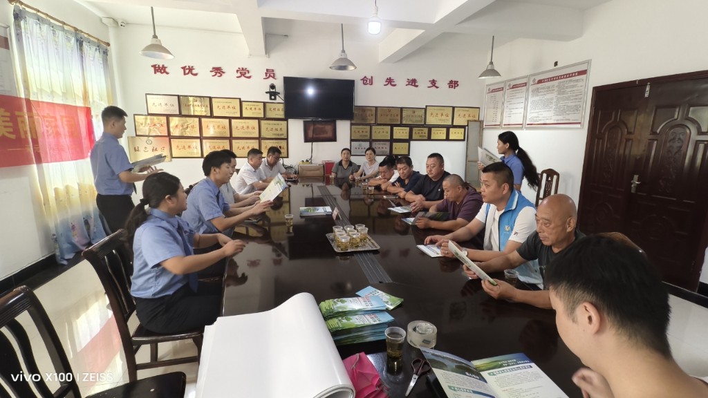 株洲市天元区林业局、株洲市天元区人民检察院联合开展绿心区普法宣传