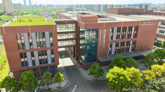 创业孵化基地持续扩容增效，今年以来新增大学生创业项目719个