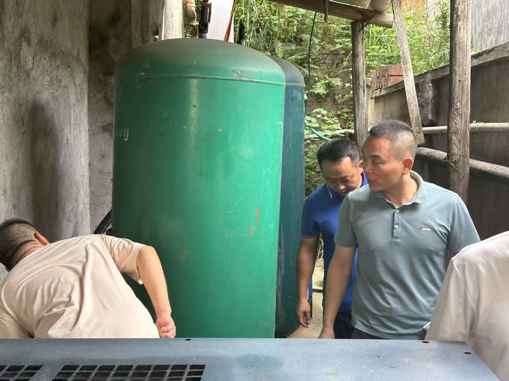 白关镇开展安全检查工作  筑牢企业消防安全防线