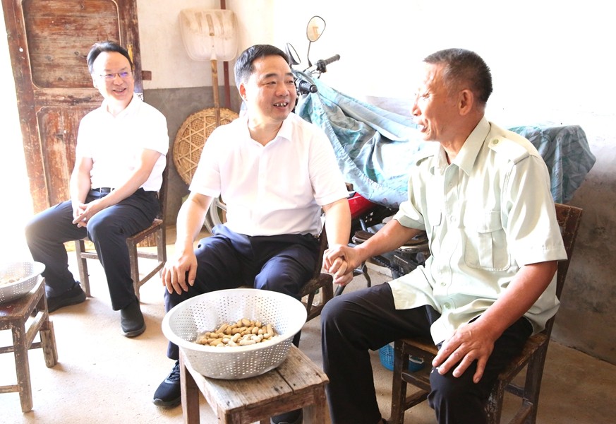 李鹏程调研巩固拓展脱贫攻坚成果同乡村振兴有效衔接工作