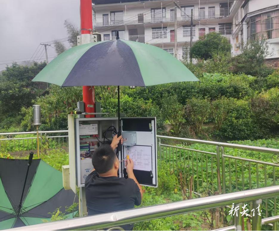 县气象局：积极应对台风“桦加沙” 提前做好气象监测保障
