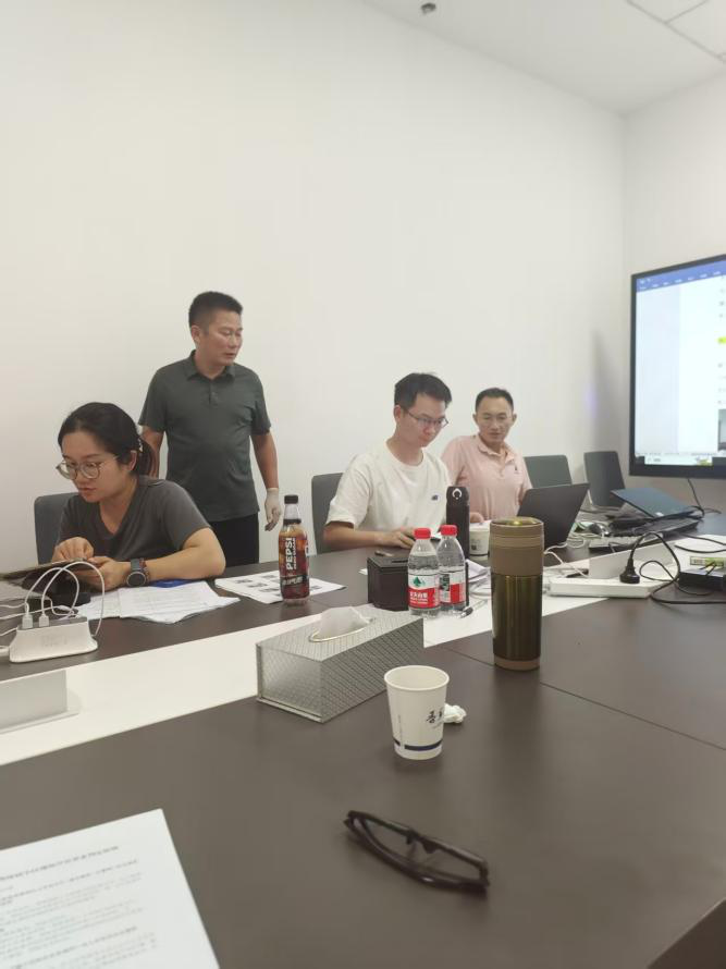 多方联动，合力促推湖南香乡猪公司创建 国家级非洲猪瘟无疫小区