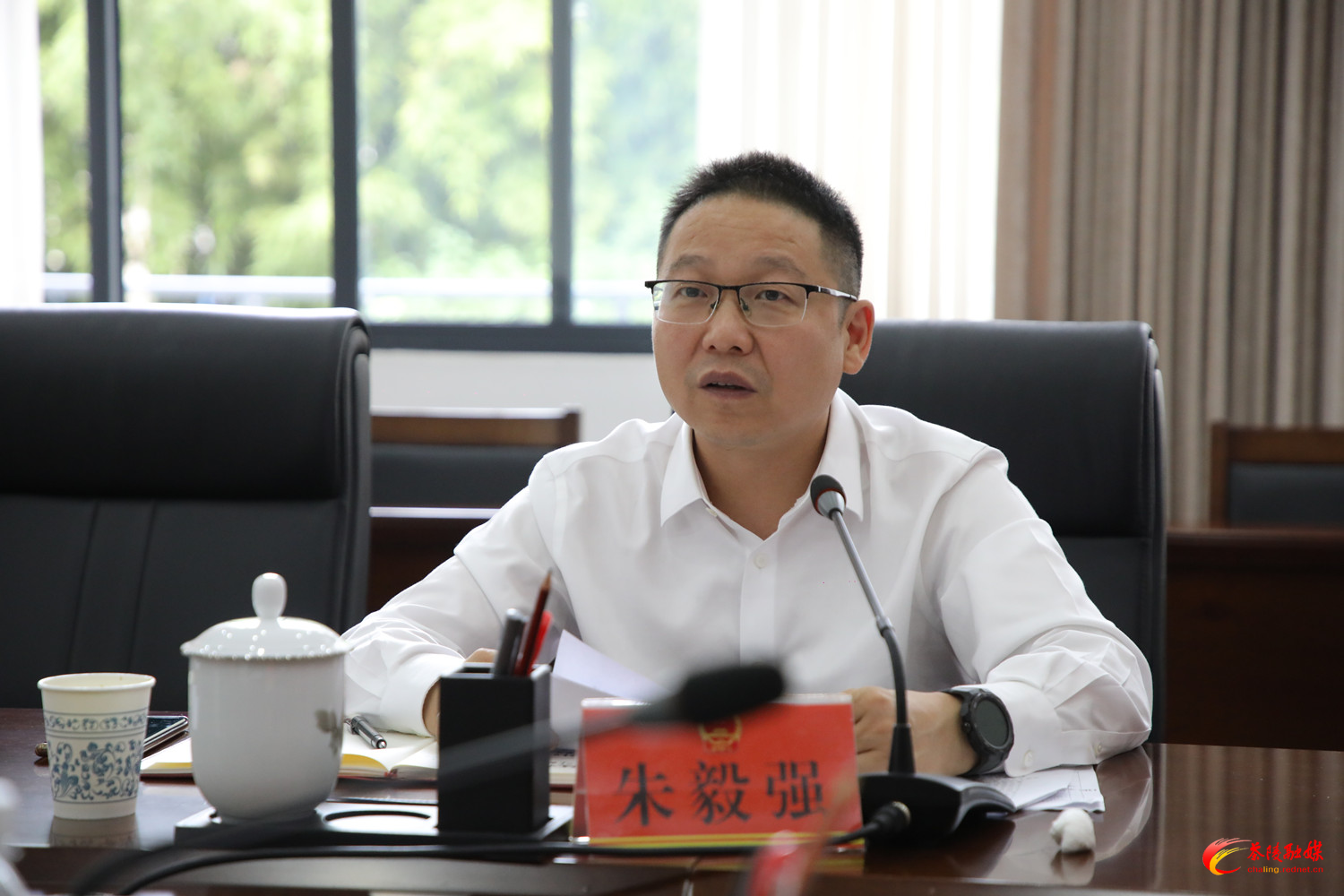 朱毅强主持召开国有资产盘活攻坚暨财税收入及化债工作调度会