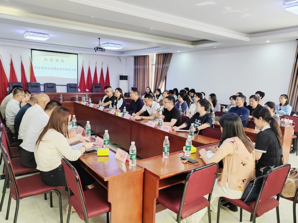 赓续湖湘红色血脉  感悟千年匠心精神   ——市公共资源交易中心开展红色教育活动