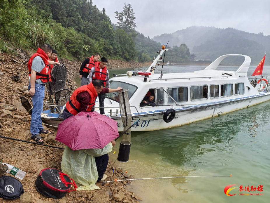 桃坑乡：严管非法垂钓行为 筑牢水上安全防线