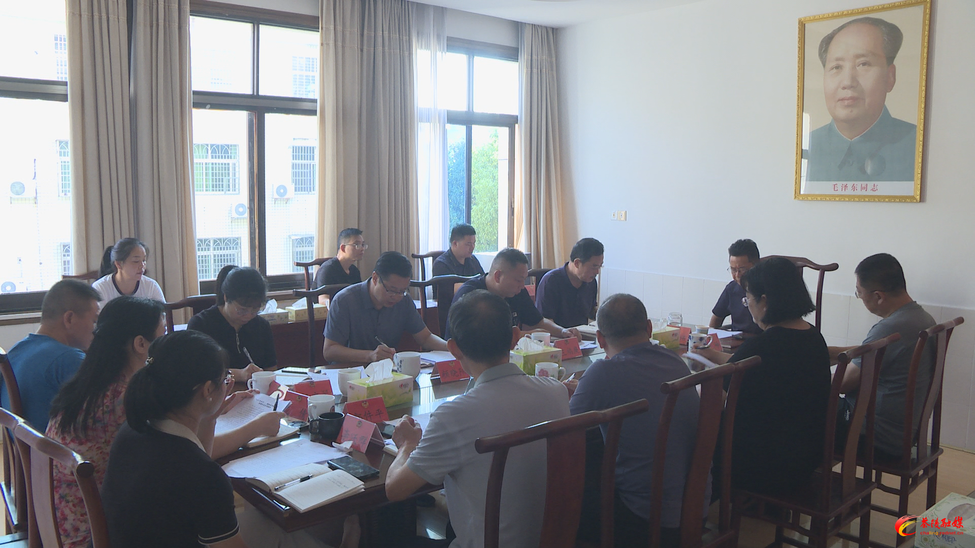 县政协党组（扩大）会议暨十届四十二次主席会议召开