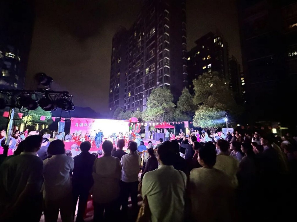 我的邻居“泰”有才！小区版“星光大道”来了→
