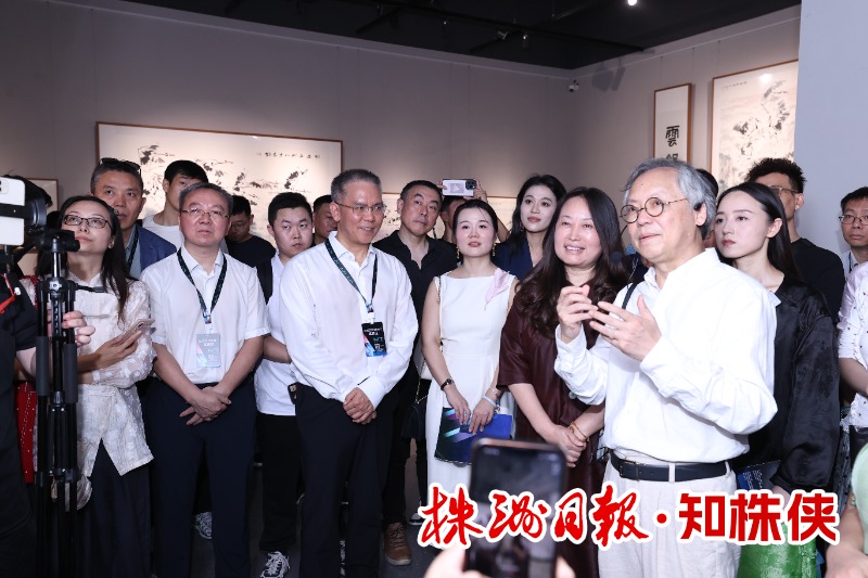 9月28日，N T艺术馆在株洲清水塘开馆。市委书记曹慧泉宣布开馆，市委副书记、市长陈恢清致辞。
