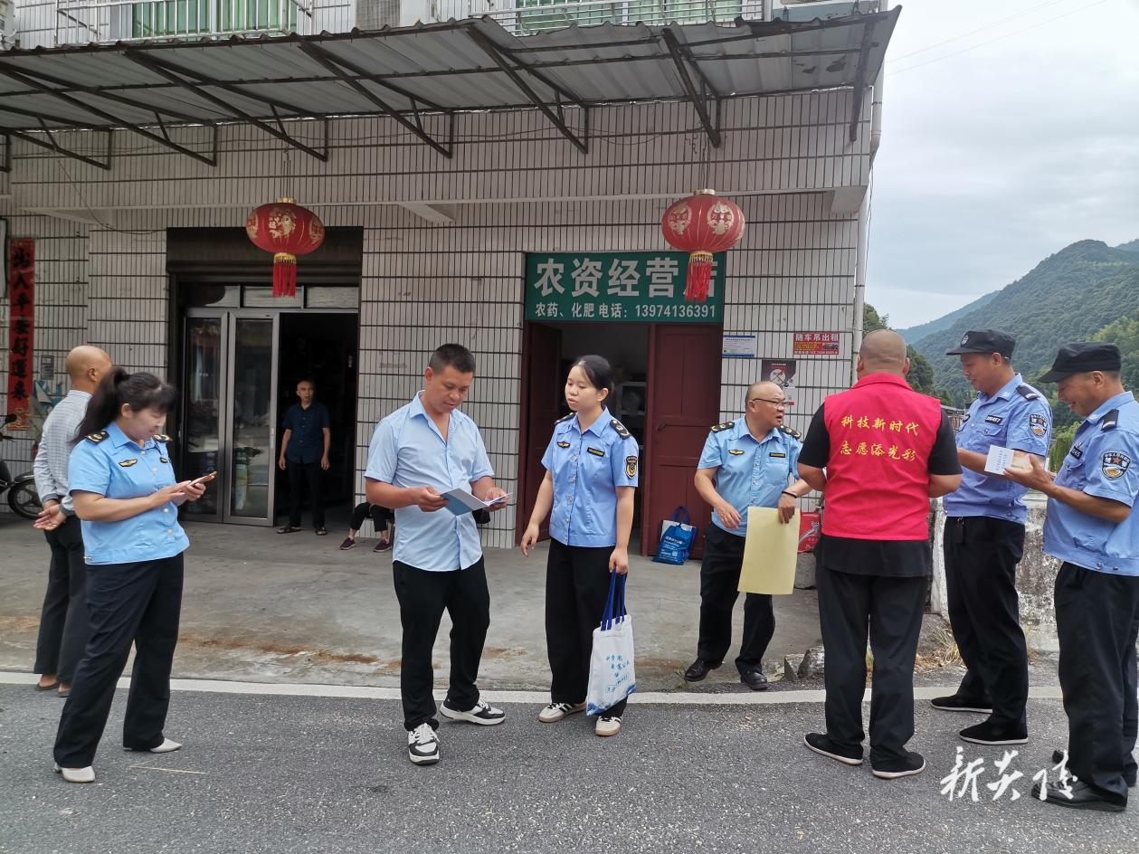 策源乡：开展禁食毒蘑菇宣传 筑牢群众食品安全防线