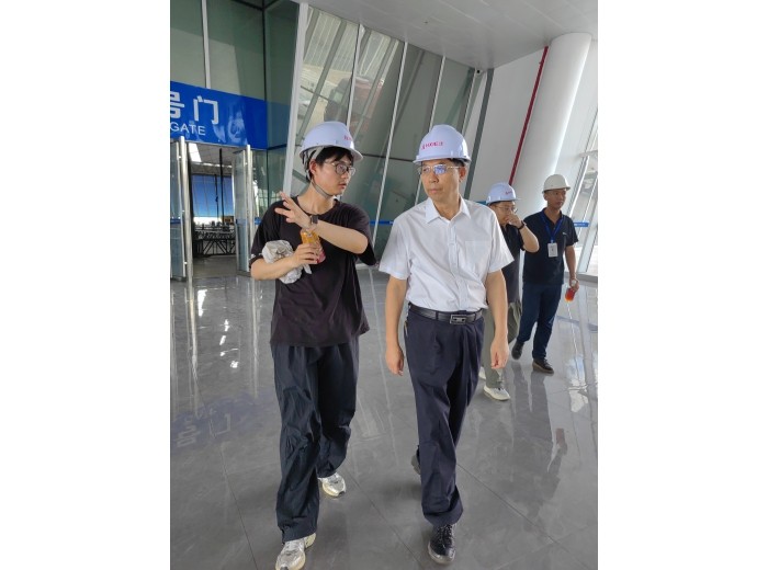 唐文发同志调研第四届北斗规模应用国际峰会筹备工作