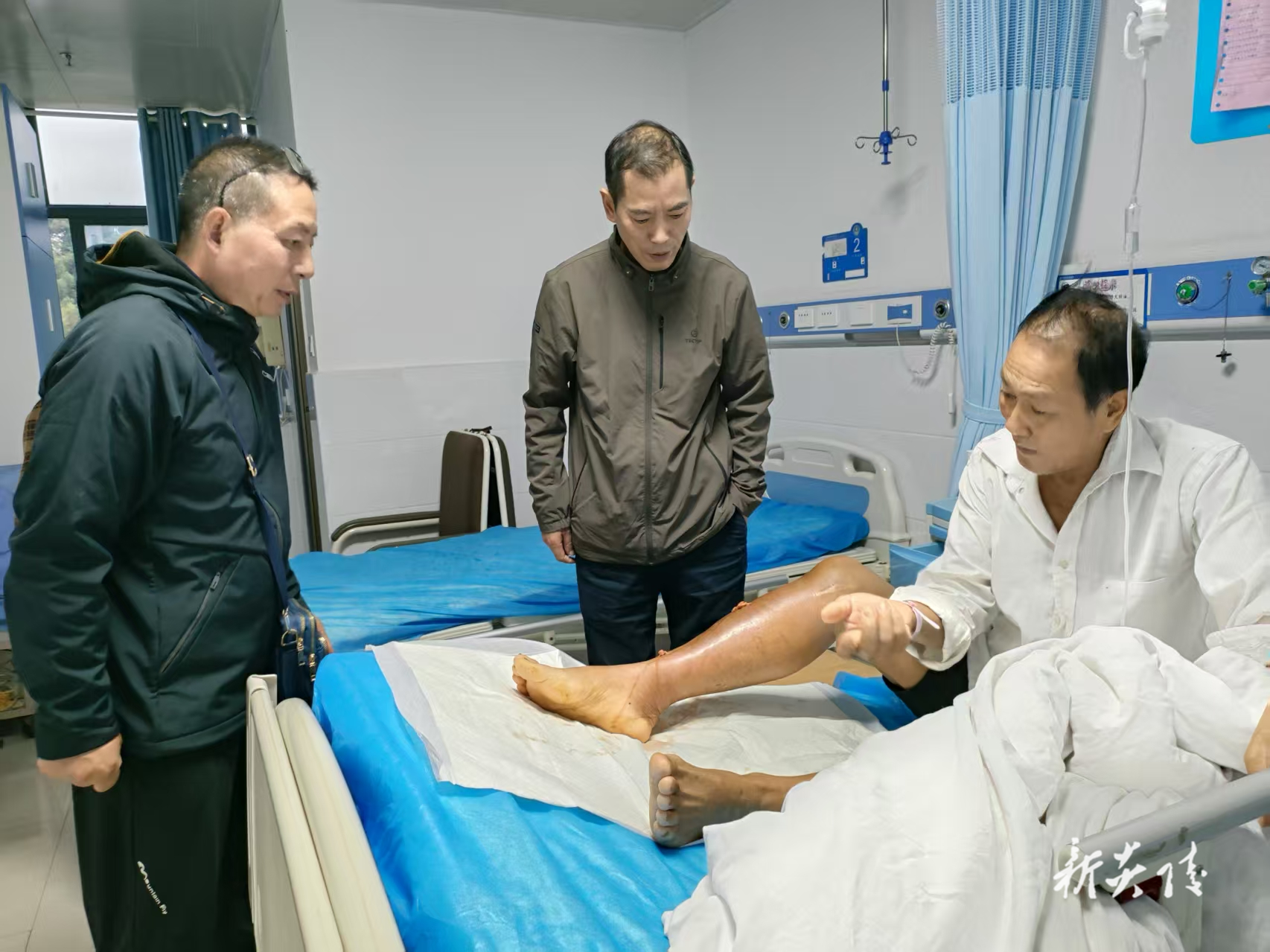 鹿原镇：天堂村生死救援 温暖守护暖山村