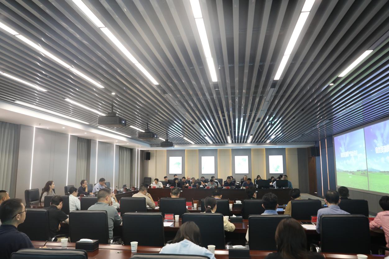 省自然资源厅组合供应专班赴株洲开展政策宣讲