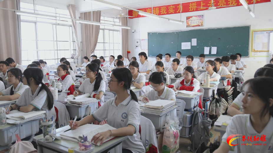 2026年高考报名将于10月16日开始