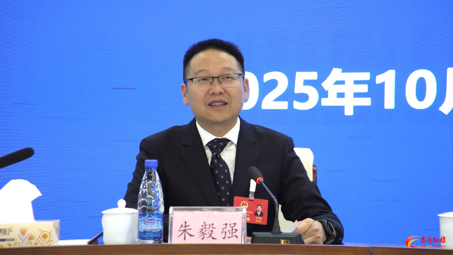 茶陵县第十八届人民代表大会第六次会议：各代表团进行分团讨论 杨红兵、朱毅强、何文龙、刘晓伟等领导参加