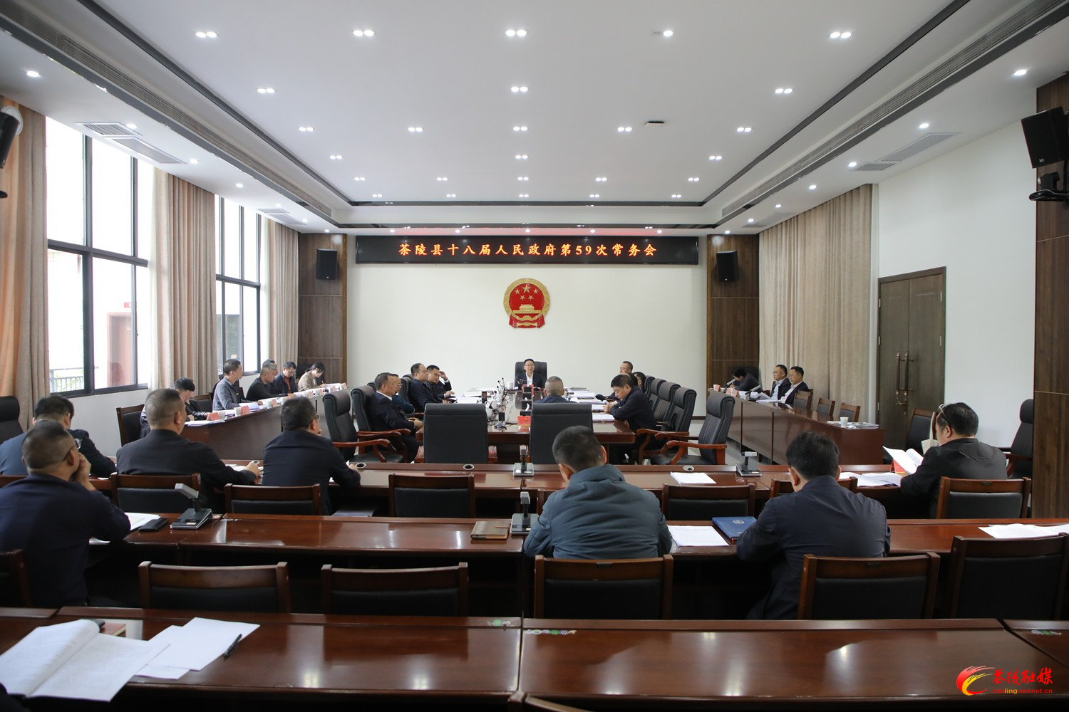 朱毅强主持召开茶陵县十八届人民政府第59次常务会议