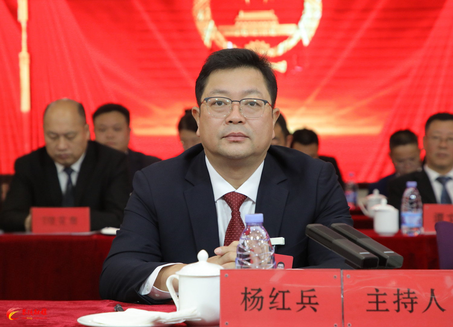 茶陵县第十八届人民代表大会第六次会议：举行第二次全体会议