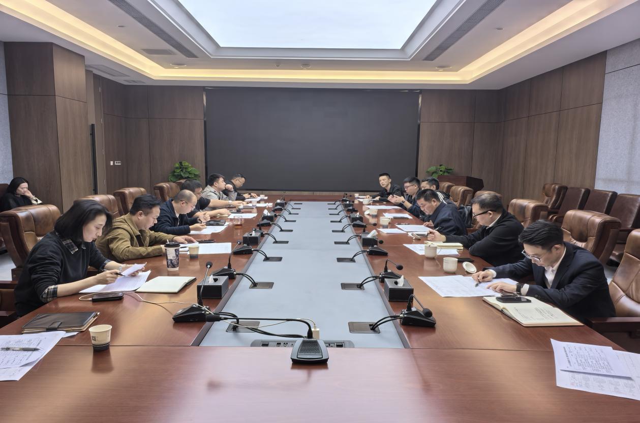 区发改局主动靠前服务 指导京湖集团谋划2026年专项债券项目