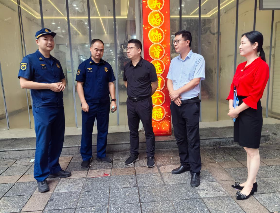 彭小中一行到供销商城调研 强调“防消结合、理管并举、规范先行”